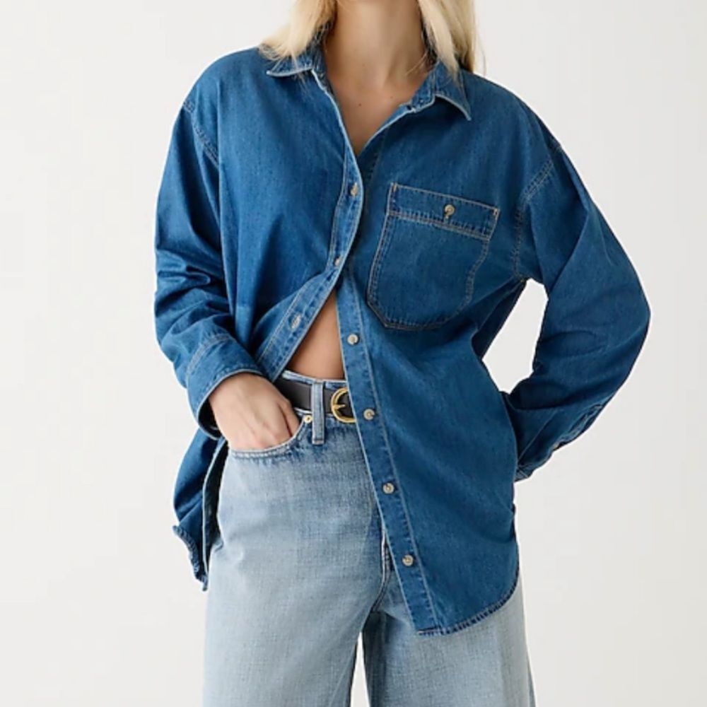 J Crew Relaxed Chambray Denim Button Down Shirt Womens Large Shadow Pocket - Picture 1 of 9